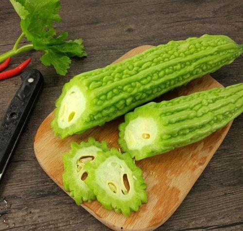 吃瓜吃出塑料网,吃瓜也能吃出环保危机