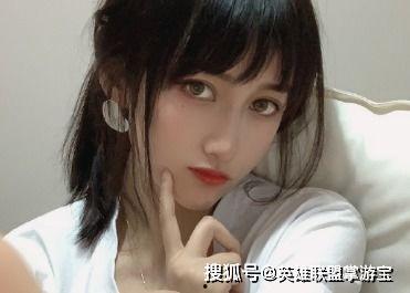 吃瓜最新事件网红女,揭秘网络舆论背后的真相与争议”