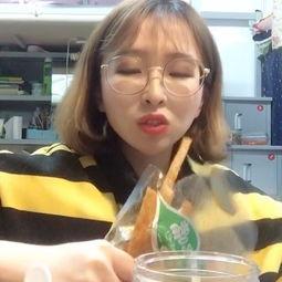 吃瓜娱乐小仙女是谁啊视频,她是如何成为网络红人的？